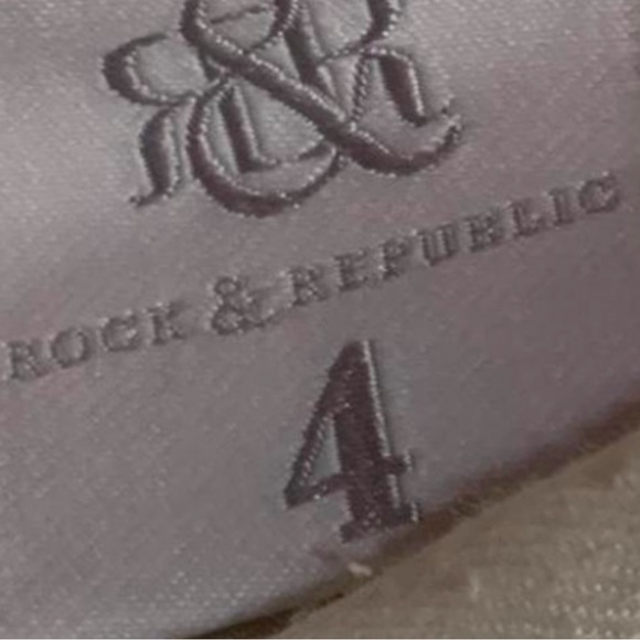 Rock & Republic size 4 Cream Jean Shorts - Picture 7 of 7